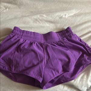 LULULEMON HOTTY HOT SHORTS